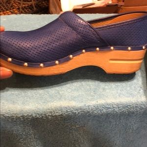 Dansko nursing shoes